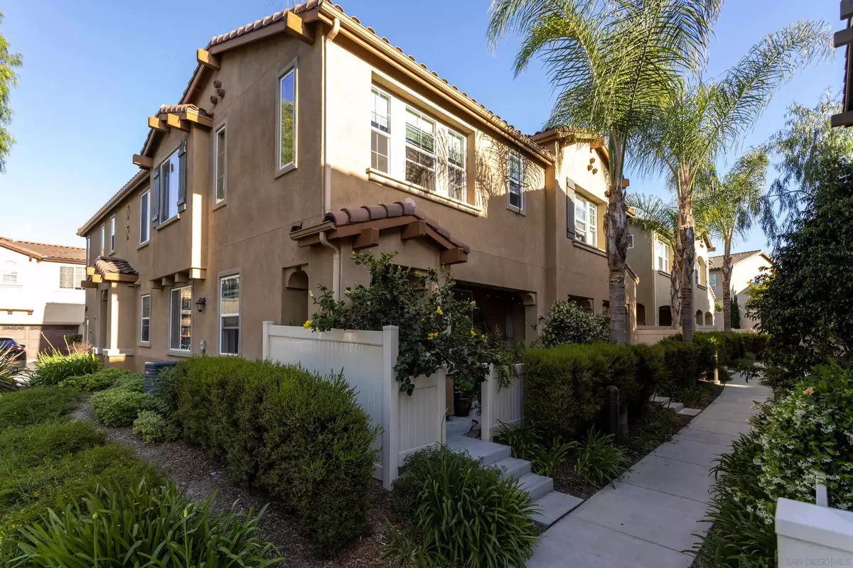 Chula Vista, CA 91913,1668 Toledo Way #2