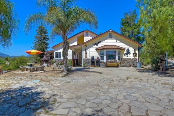 324 Sawday Rd, Ramona, CA 92065