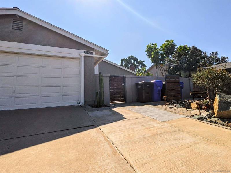 10975-77 Bali Ln, San Diego, CA 92126