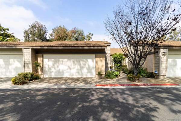 5691 Adobe Falls Rd #B, San Diego, CA 92120