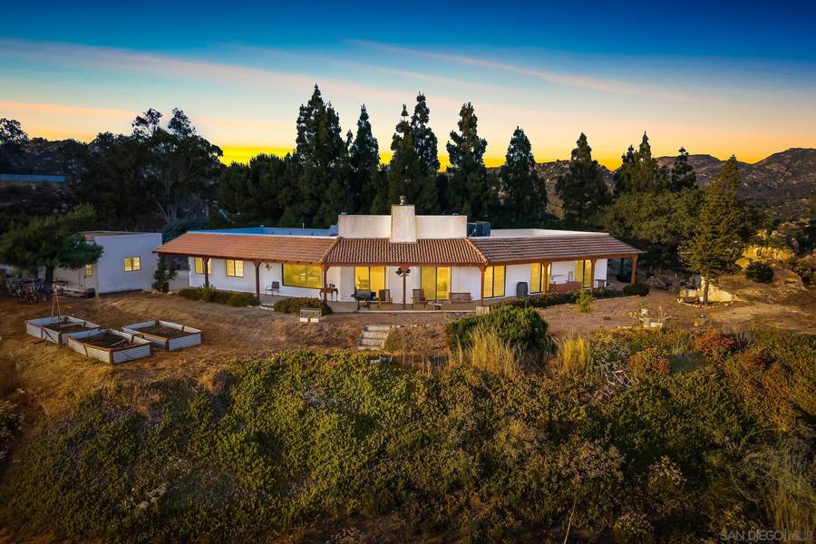 17305 Lyons Creek Rd, Jamul, CA 91935