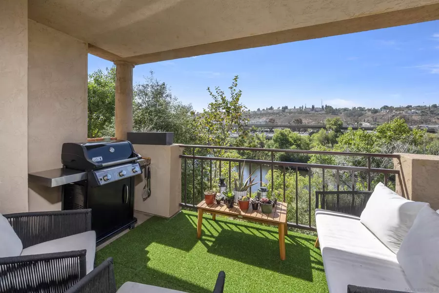 510 Camino De La Reina #334, San Diego, CA 92108