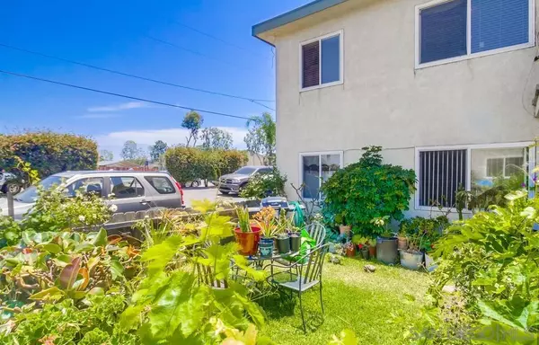 Imperial Beach, CA 91932,1484-90 15th St