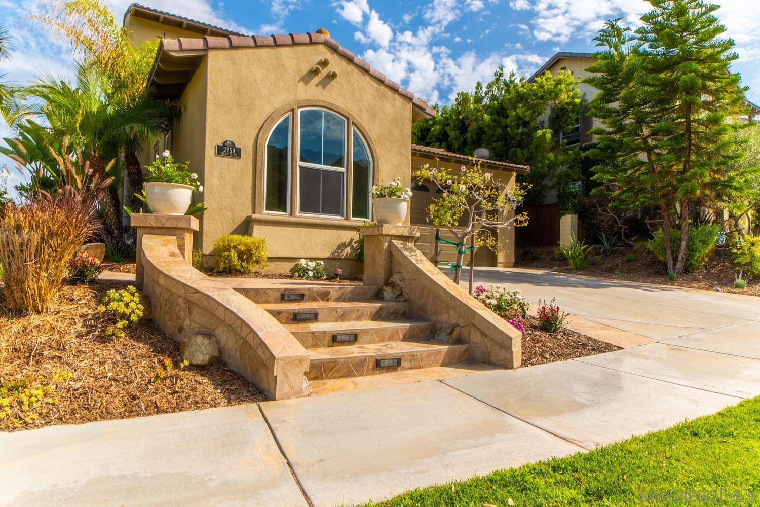 Carlsbad, CA 92009,2759 Palmetto Dr