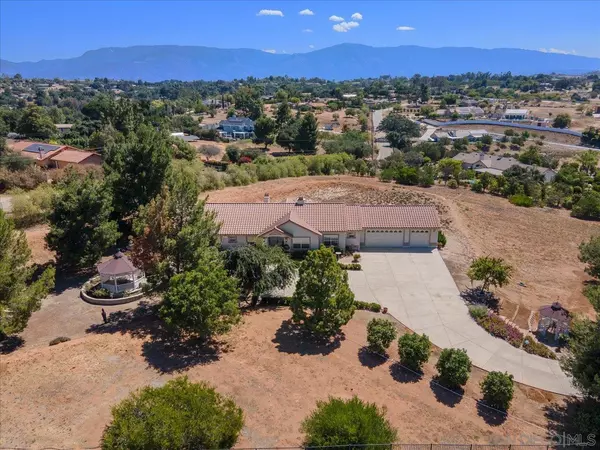 Valley Center, CA 92082,13669 Acorn Circle