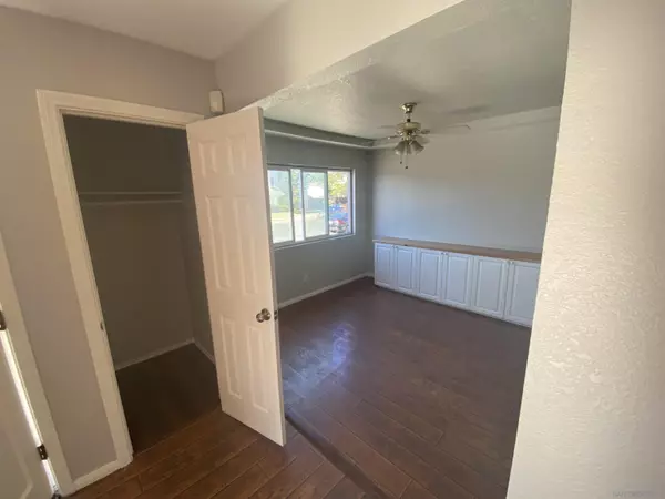 La Mesa, CA 91942,9545 Janfred Way