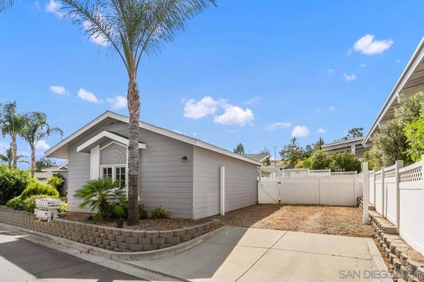 Ramona, CA 92065,2239 Black Canyon Rd Spc 104 #104