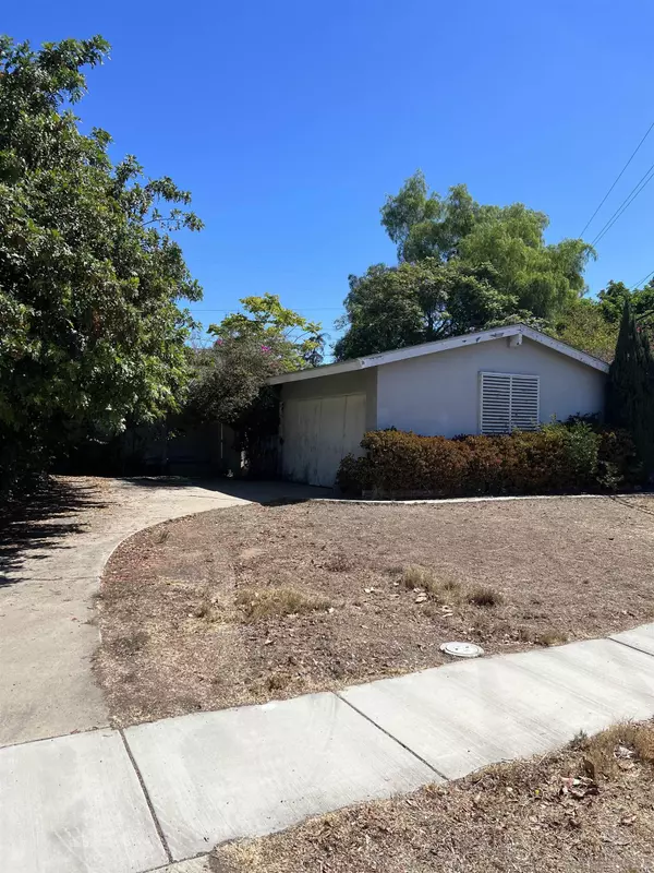 5478 Barclay Ave, San Diego, CA 92120