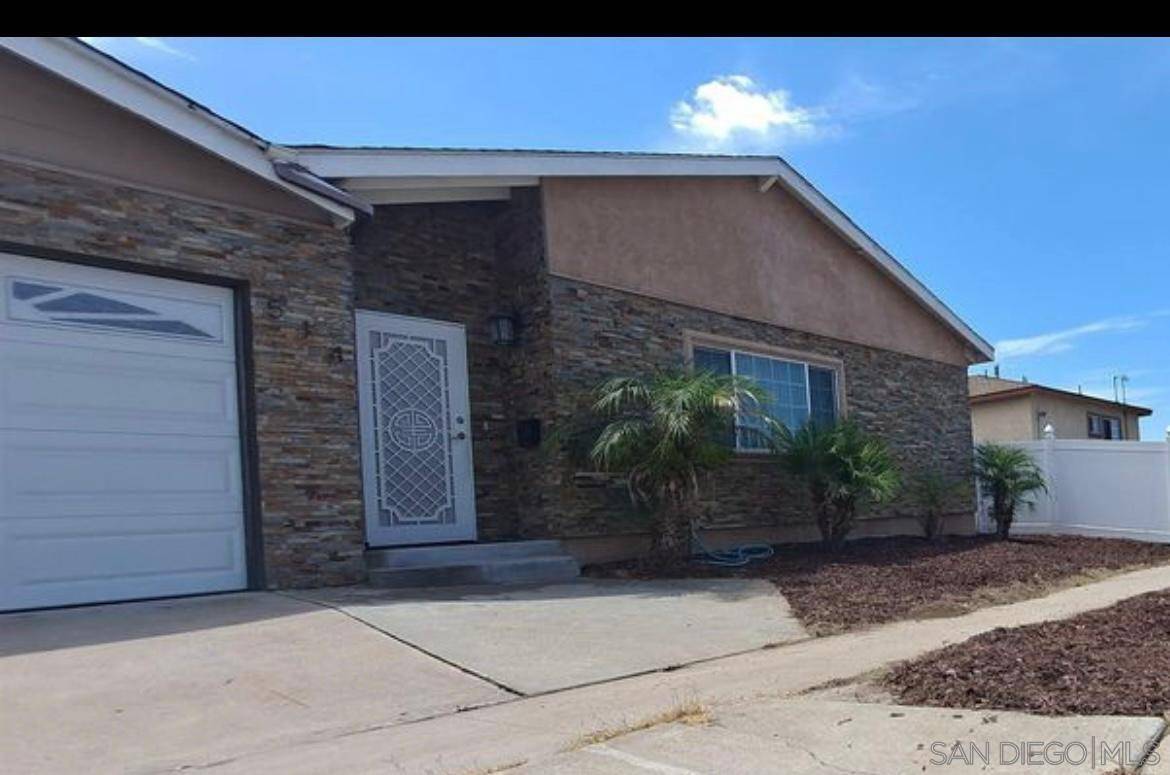 514 Meadowbrook Drive, San Diego, CA 92114