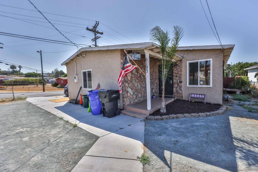 6193 Cumberland St, San Diego, CA 92139