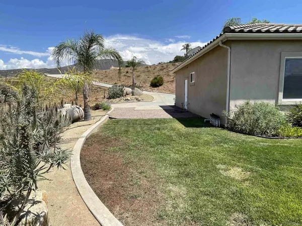 Alpine, CA 91901,1465 Curtis Ln