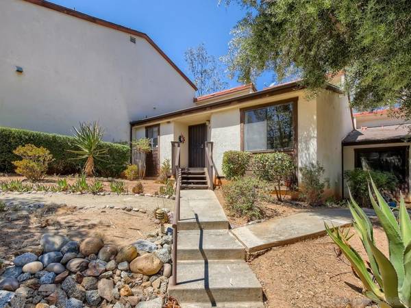 15696 Davis Cup Ln, Ramona, CA 92065