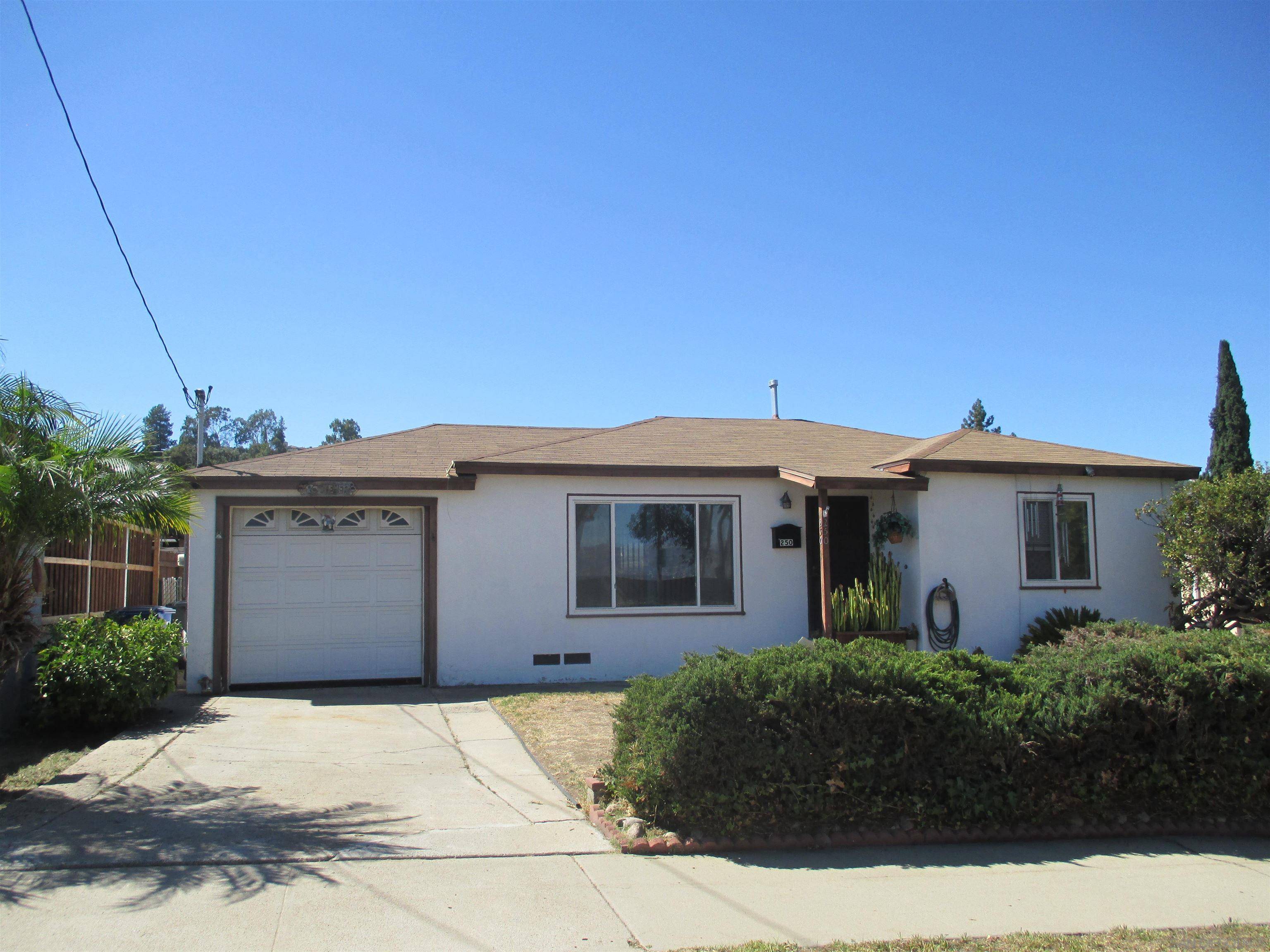250 N PIERCE ST., El Cajon, CA 92020