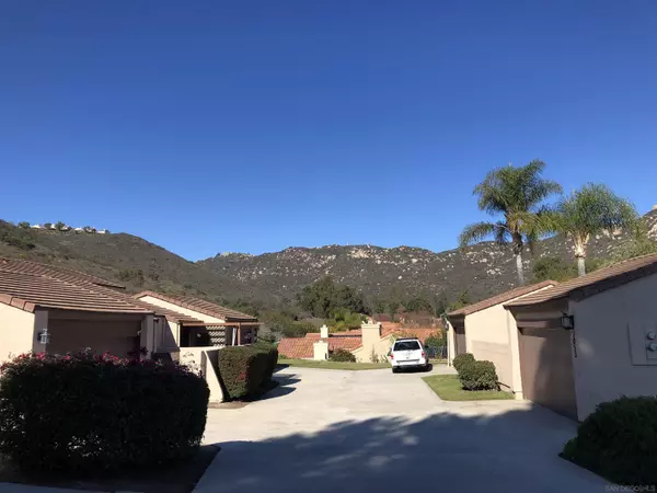 2049 Golden Circle Dr., Escondido, CA 92026