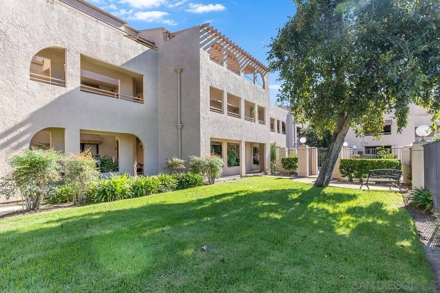 6960 Hyde Park Dr #13, San Diego, CA 92119