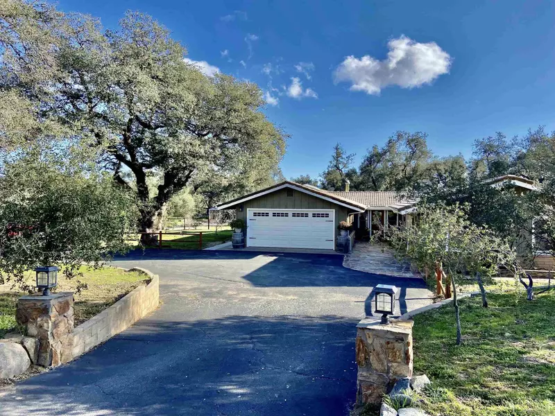 4839 Meadowridge Rd, Santa Ysabel, CA 92070