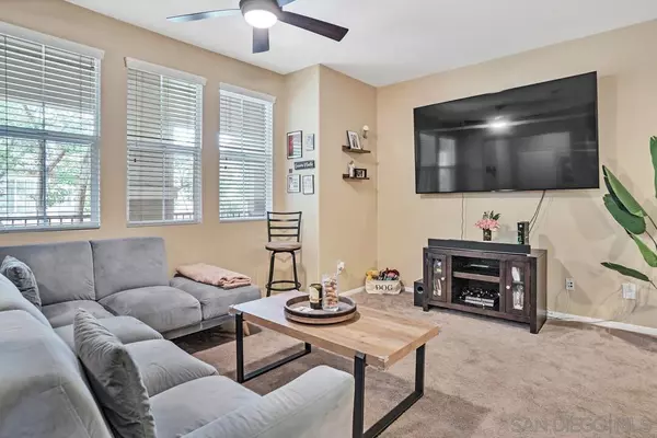 Santee, CA 92071,14 Via Montisi