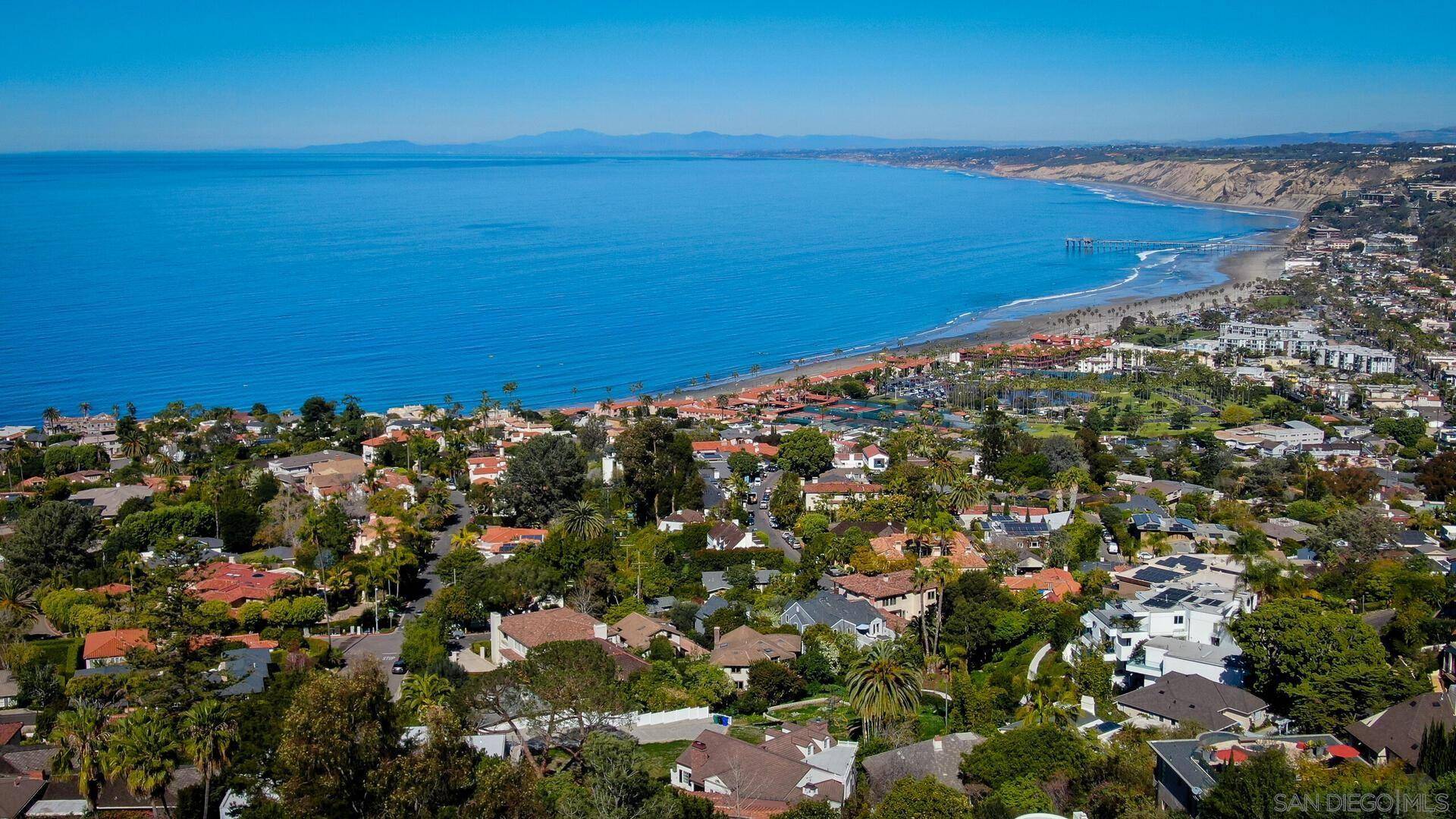 La Jolla, CA 92037,7682 Hillside Drive