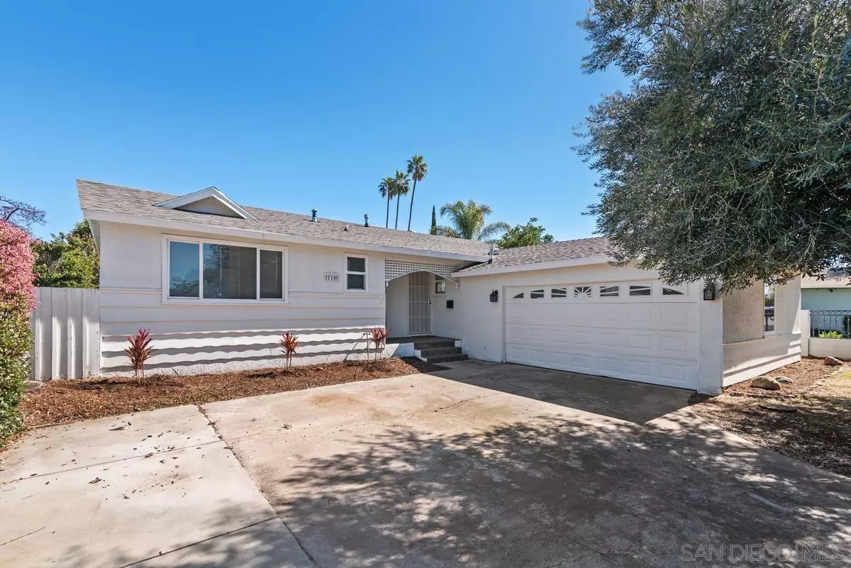 Escondido, CA 92027,710 Camellia