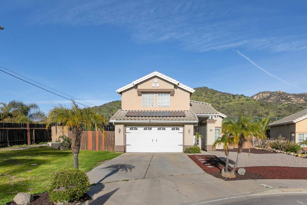 14299 Legacy Lane, El Cajon, CA 92021