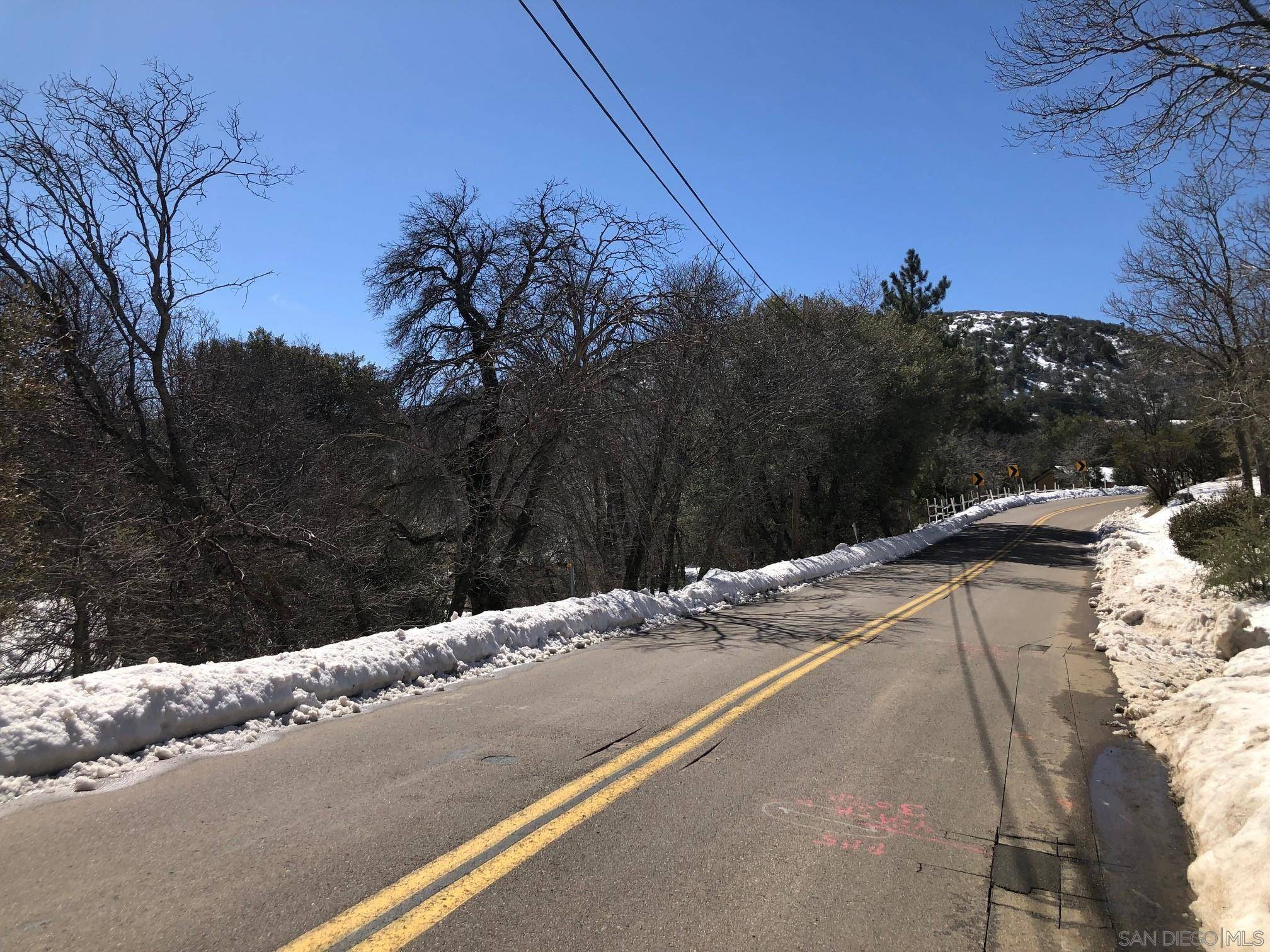 Julian, CA 92036,000 Royal Dr #3,4