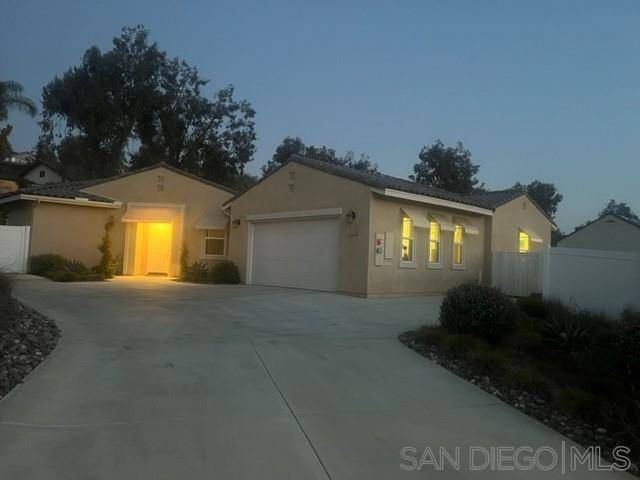 1949 Estancia Pl, Escondido, CA 92029