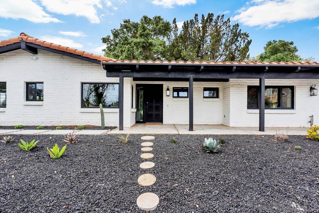 2109 Rancho Verde Drive, Escondido, CA 92025