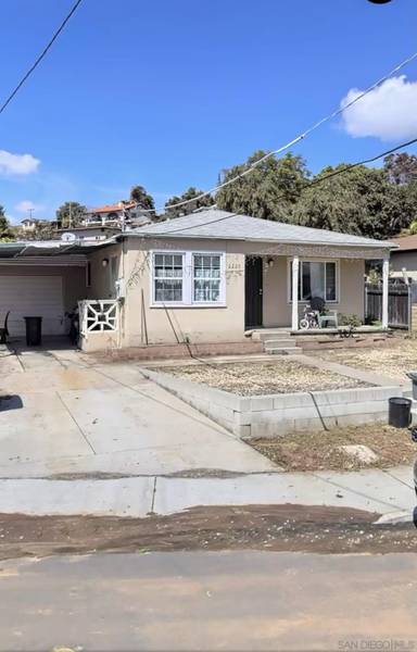 2225 32nd St, National City, CA 91950