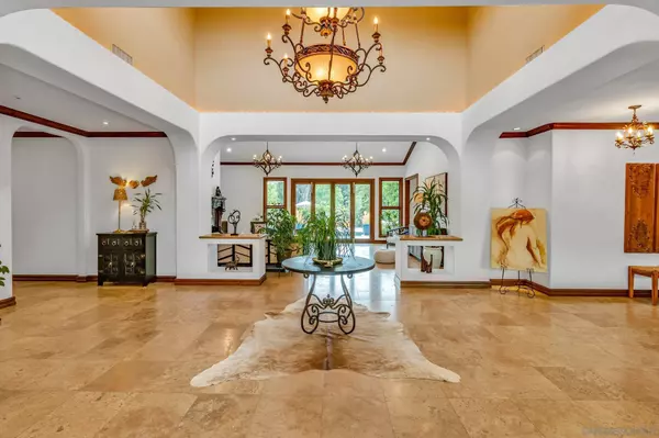 Rancho Santa Fe, CA 92067,16655 Via Lago Azul