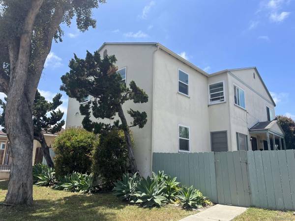 4530-4536 38th, San Diego, CA 92116