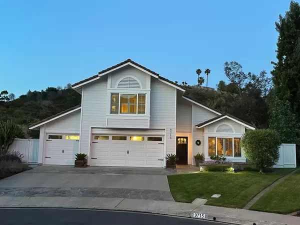 9715 Caminito Mojado, San Diego, CA 92131