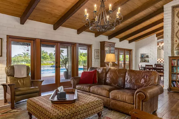 Rancho Santa Fe, CA 92067,5807 Lago Lindo