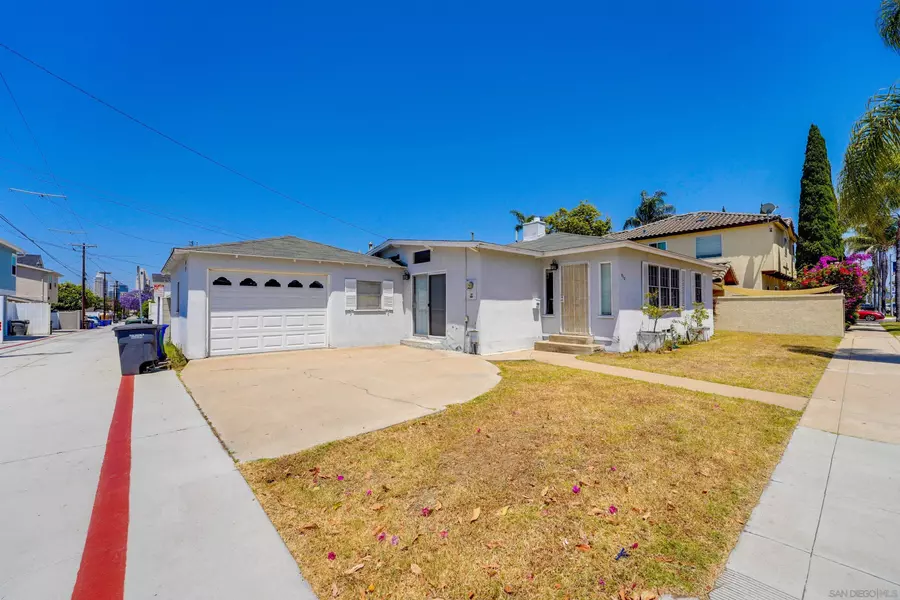 917 3rd, Coronado, CA 92118