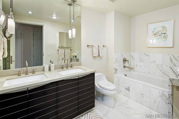 1325 Pacific Highway #2703 San Diego, CA 92101