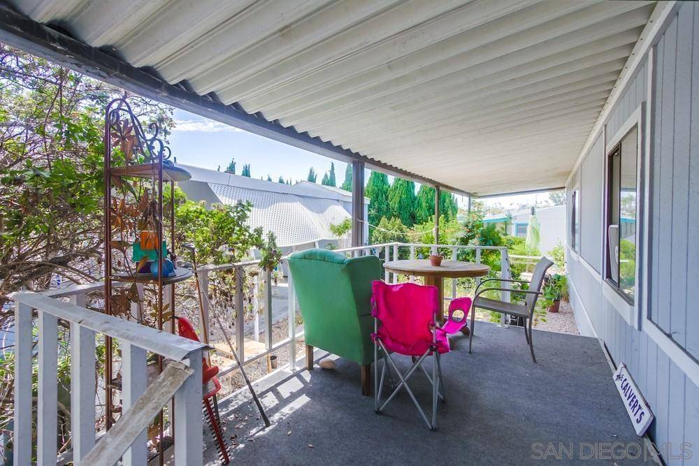 Vista, CA 92081,200 S Emerald Dr #83