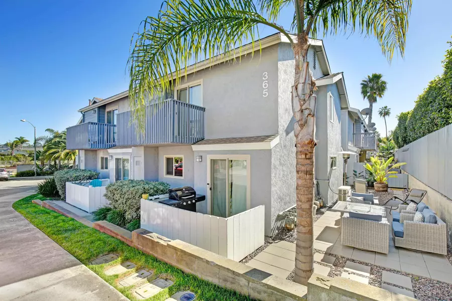 365 Hemlock Ave #A, Carlsbad, CA 92008