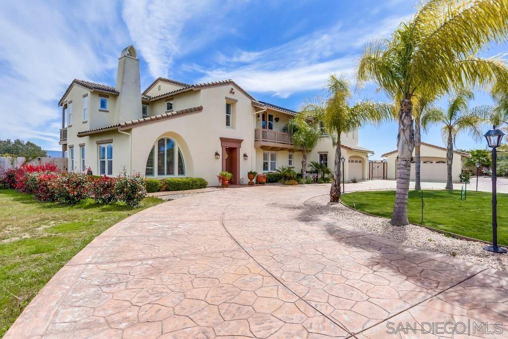 27233 Red Ironbark Dr, Valley Center, CA 92082