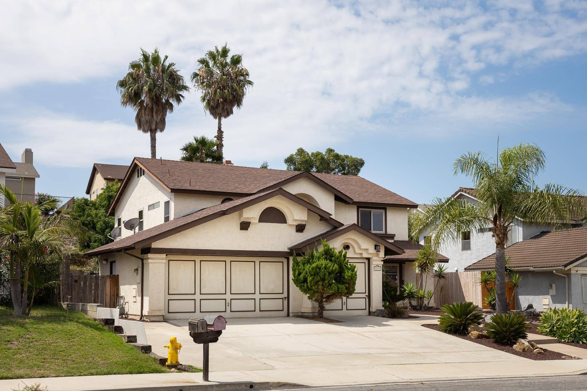 3771 Kelton Dr, Oceanside, CA 92056