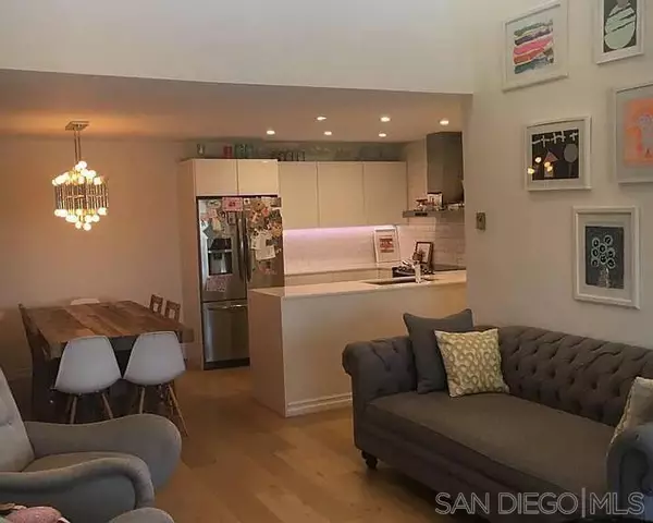 1855 Diamond St. #311, San Diego, CA 92109