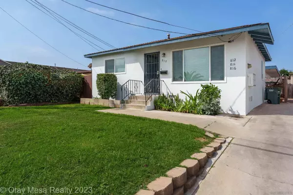 Imperial Beach, CA 91932,810-16 11Th St