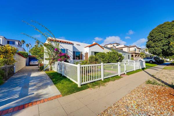 832 BERYL STREET, San Diego, CA 92109