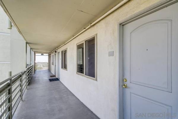 National City, CA 91950,801 National City Blvd #1003