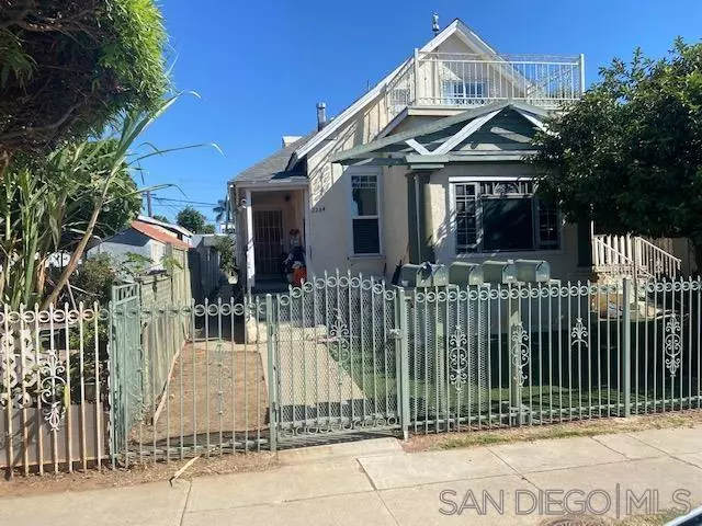 San Diego, CA 92113,2284-90 Irving Avenue