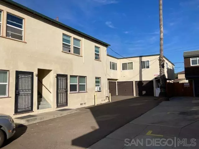 San Diego, CA 92116,4449-55 Illinois St