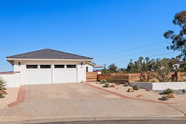 Solana Beach, CA 92075,1142 santa rufina court