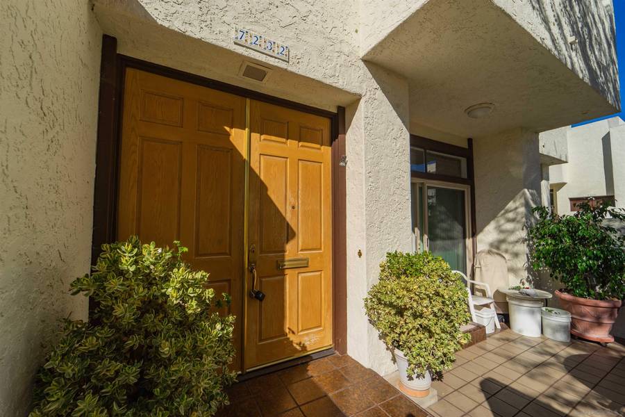 7232 Caminito Carlotta #7232, San Diego, CA 92120