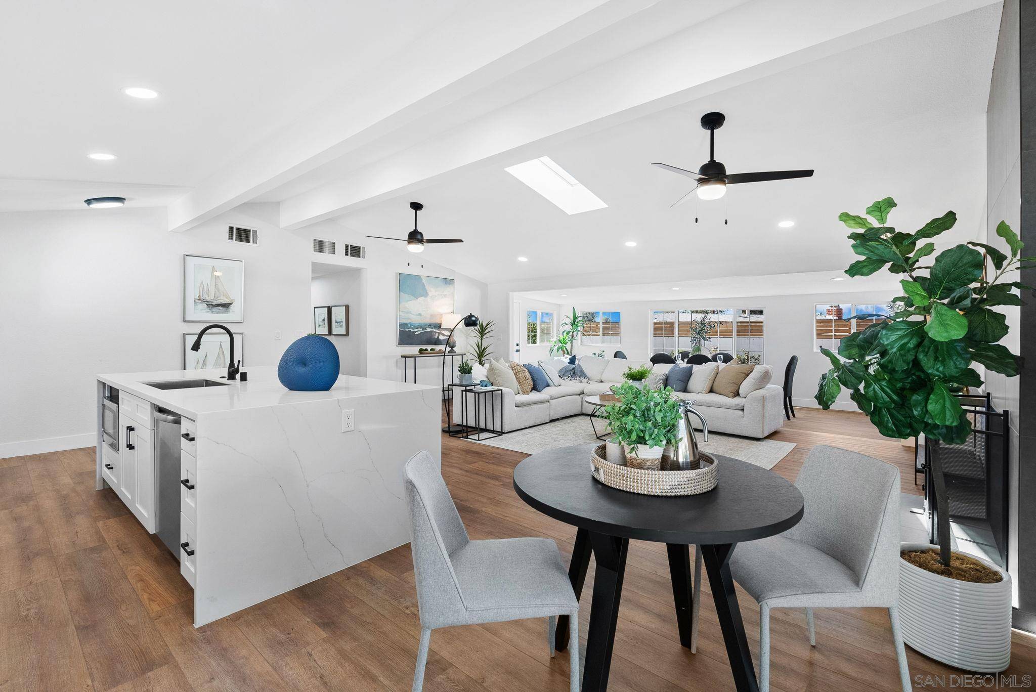 9525 Seltzer Ct, San Diego, CA 92123
