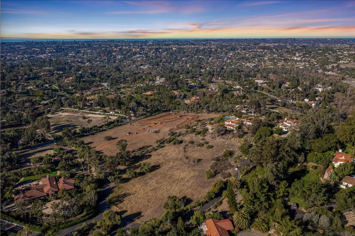 Rancho Santa Fe, CA 92067,Puerto De Destino #2