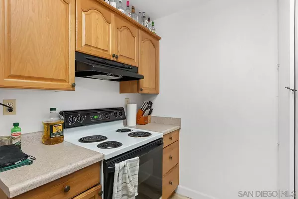 San Diego, CA 92123,9209 Village Glen Dr. #145