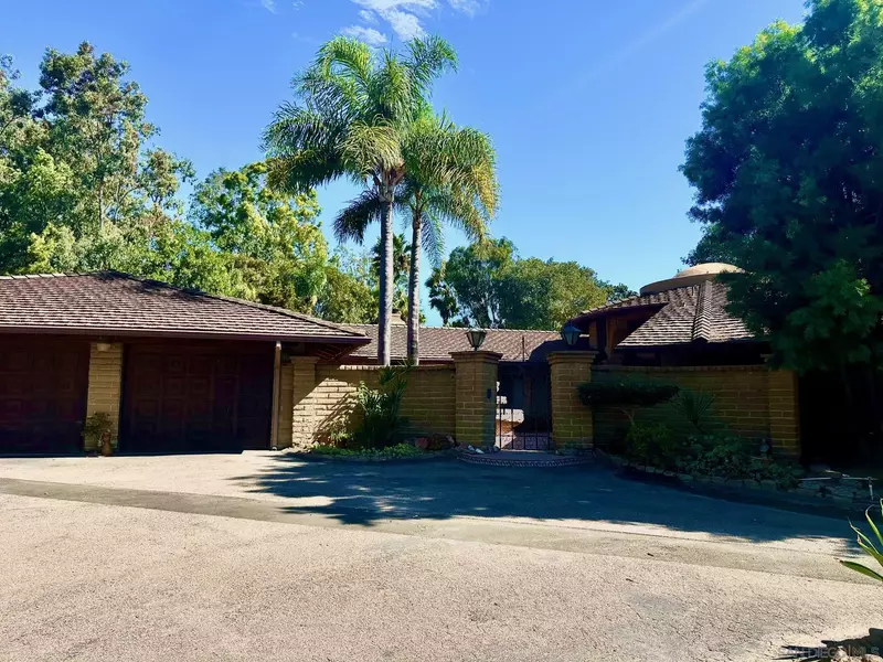 17555 Luna de Miel, Rancho Santa Fe, CA 92067